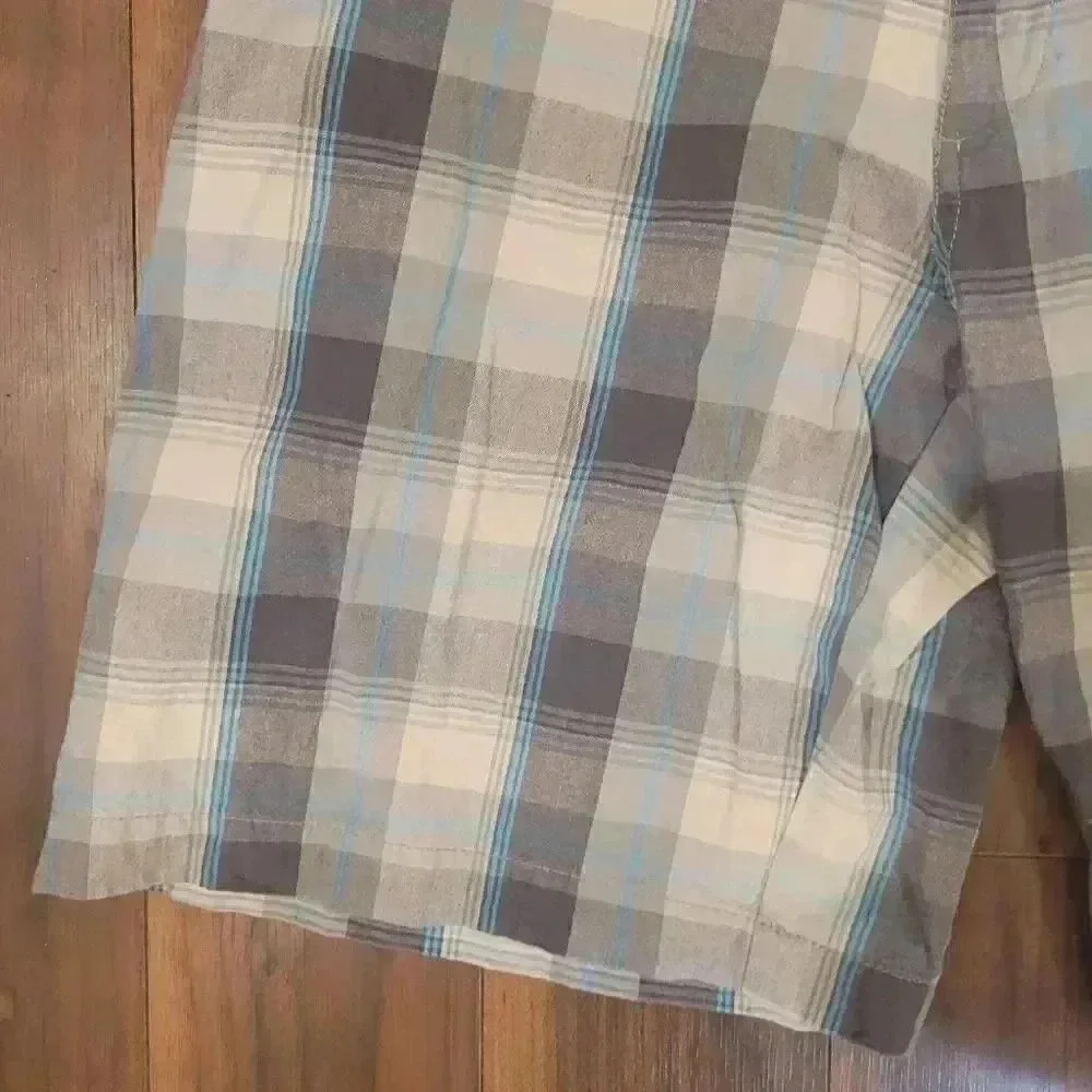 𝅺Perry Ellis America Men's White/Blue Plaid Cotton Flat Front Chino Shorts